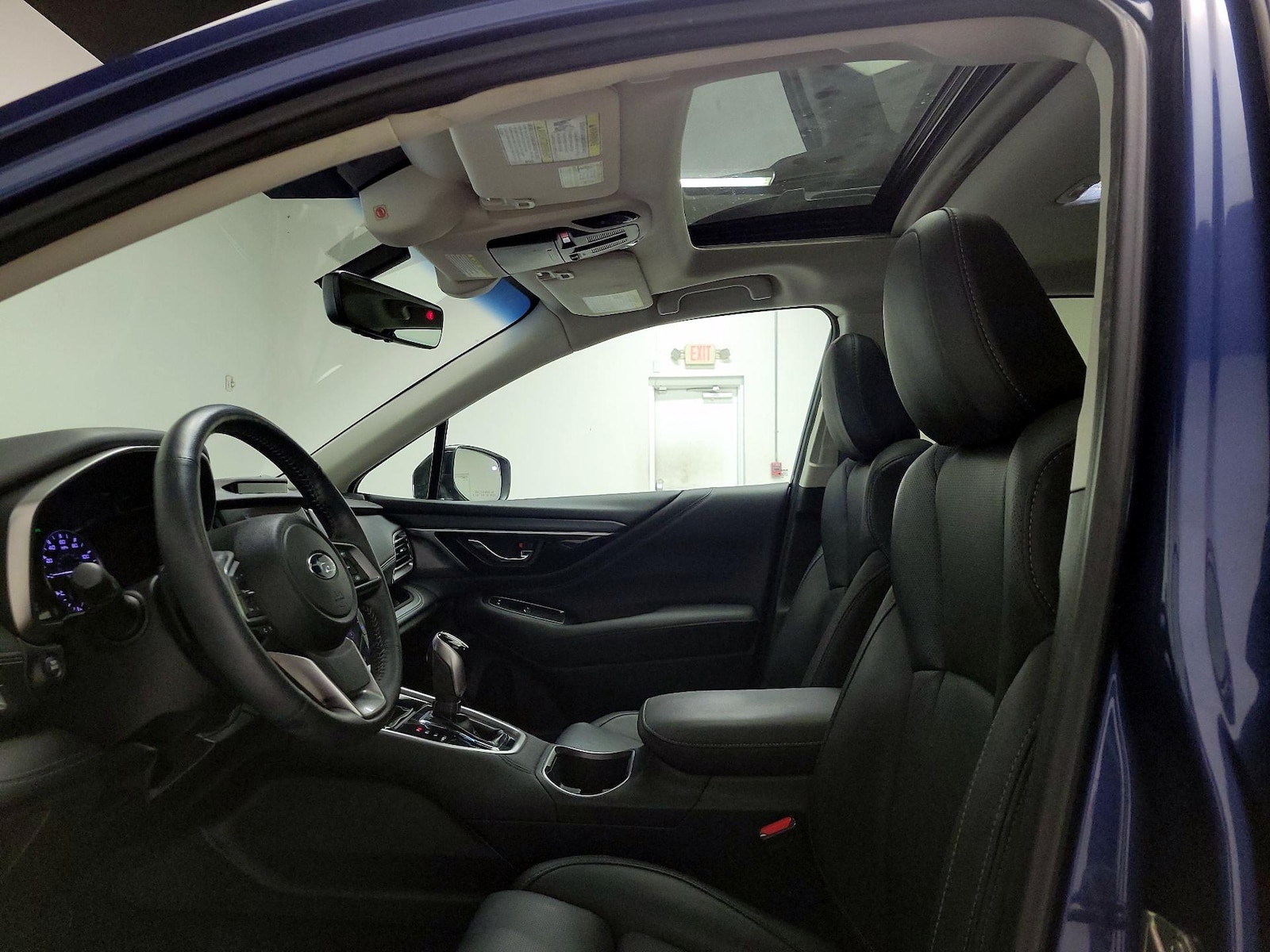 Sunroof(s) & Overhead Airbags