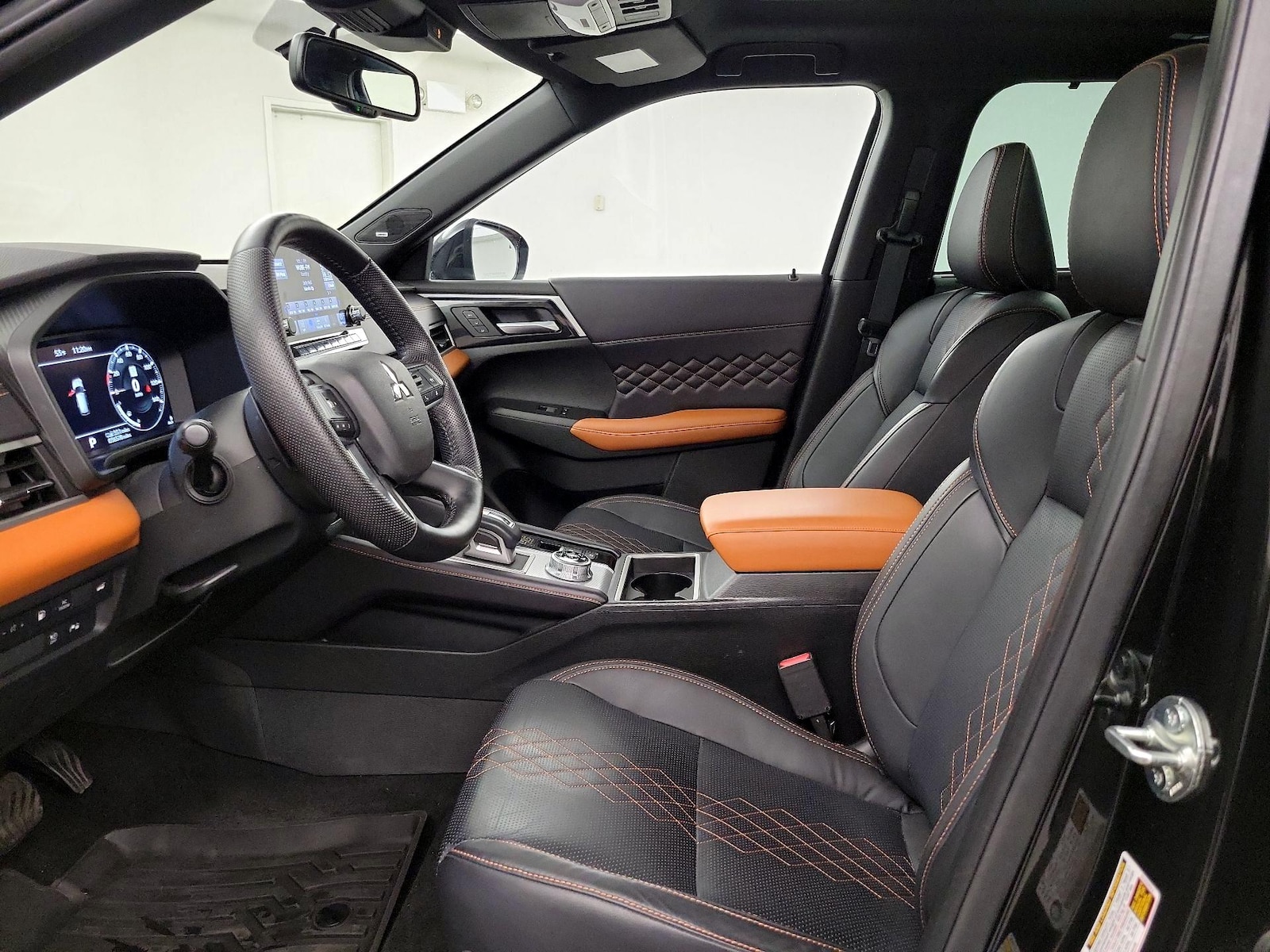 Power Seat(s) & Leather Seats
