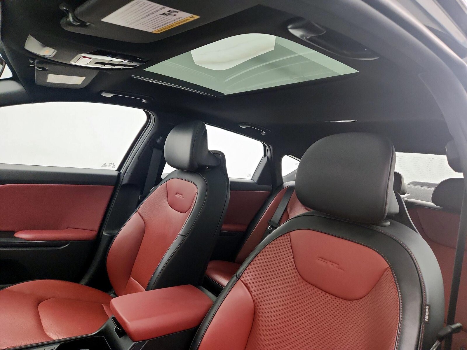 Sunroof(s) & Overhead Airbags