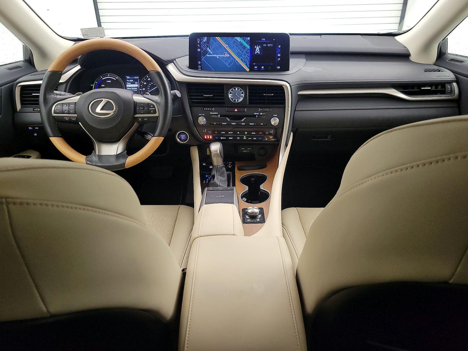 Apple CarPlay® & Android Auto™