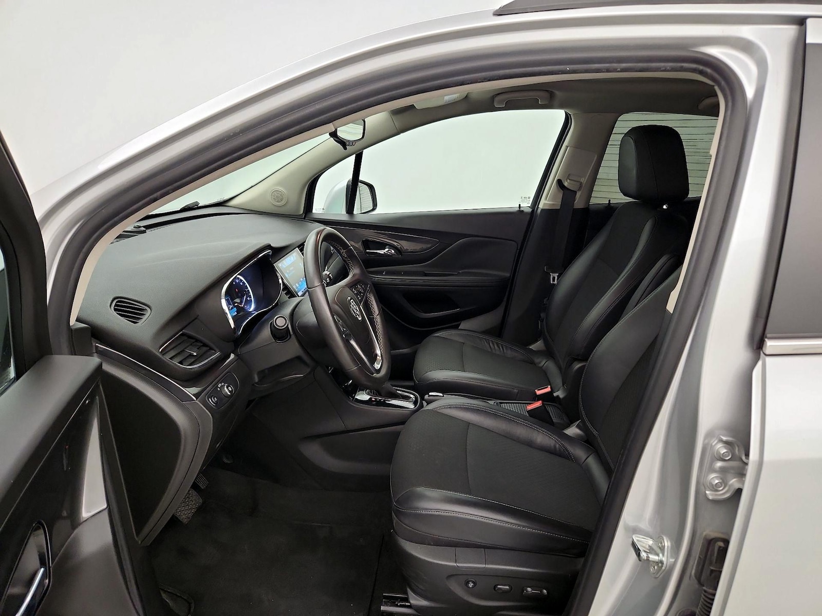 Power Seat(s) & Side Airbags
