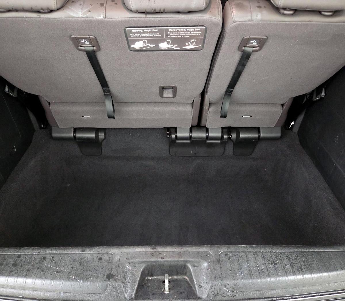 Trunk/Cargo (Seats Up)