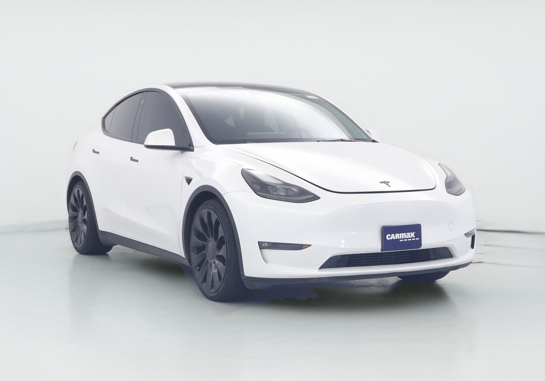 2023 Tesla Model Y Performance All-Wheel Drive in White — CarMax photo