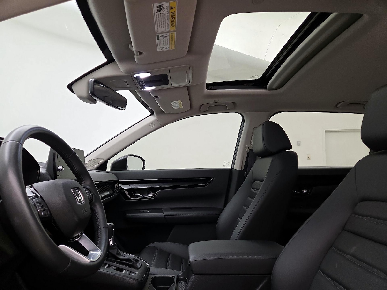Sunroof(s) & Overhead Airbags