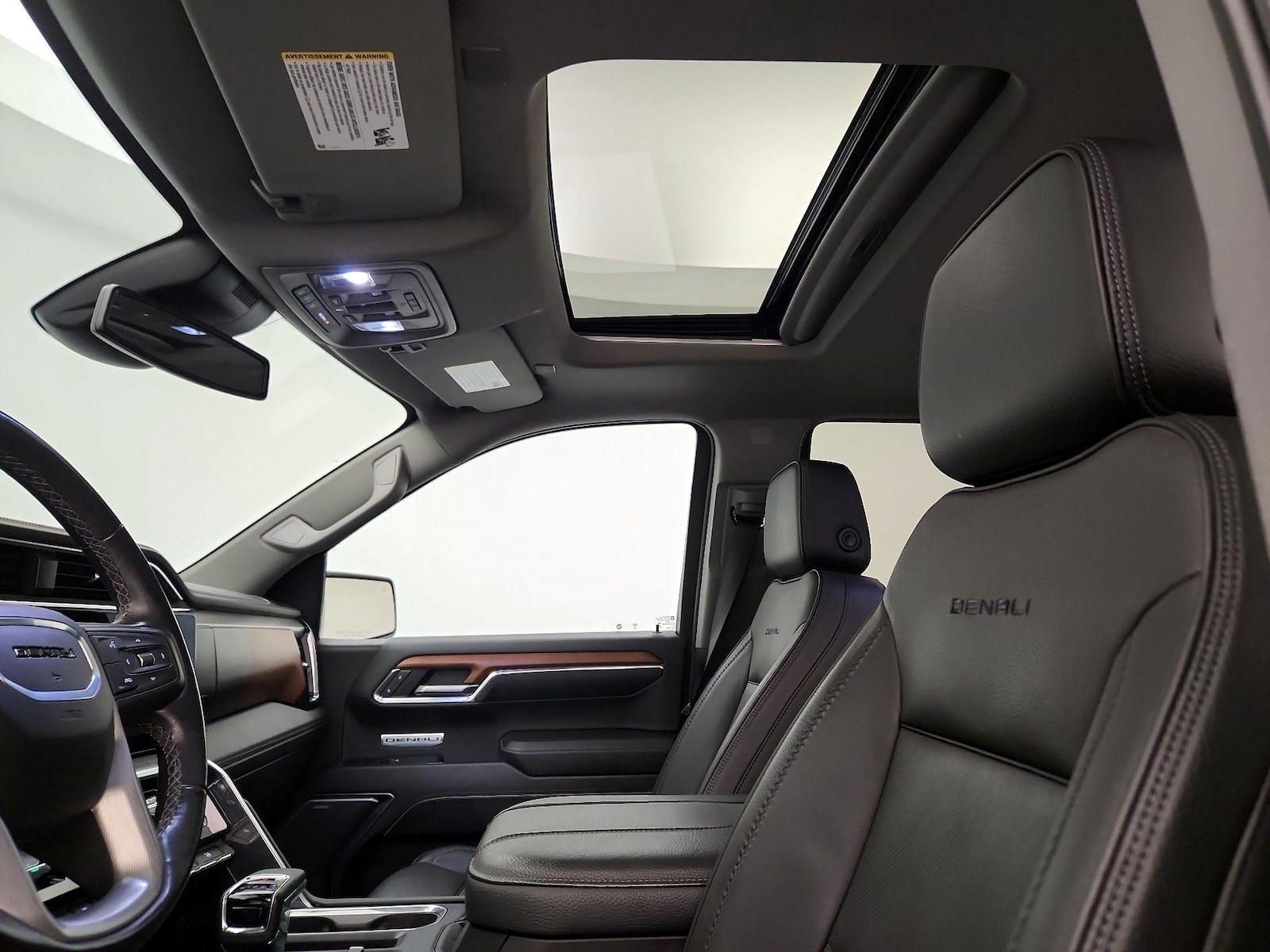 Sunroof(s) & Overhead Airbags