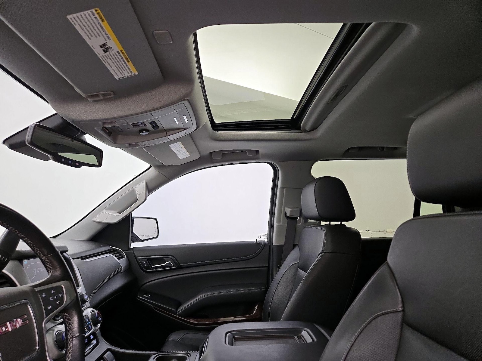 Sunroof(s) & Overhead Airbags