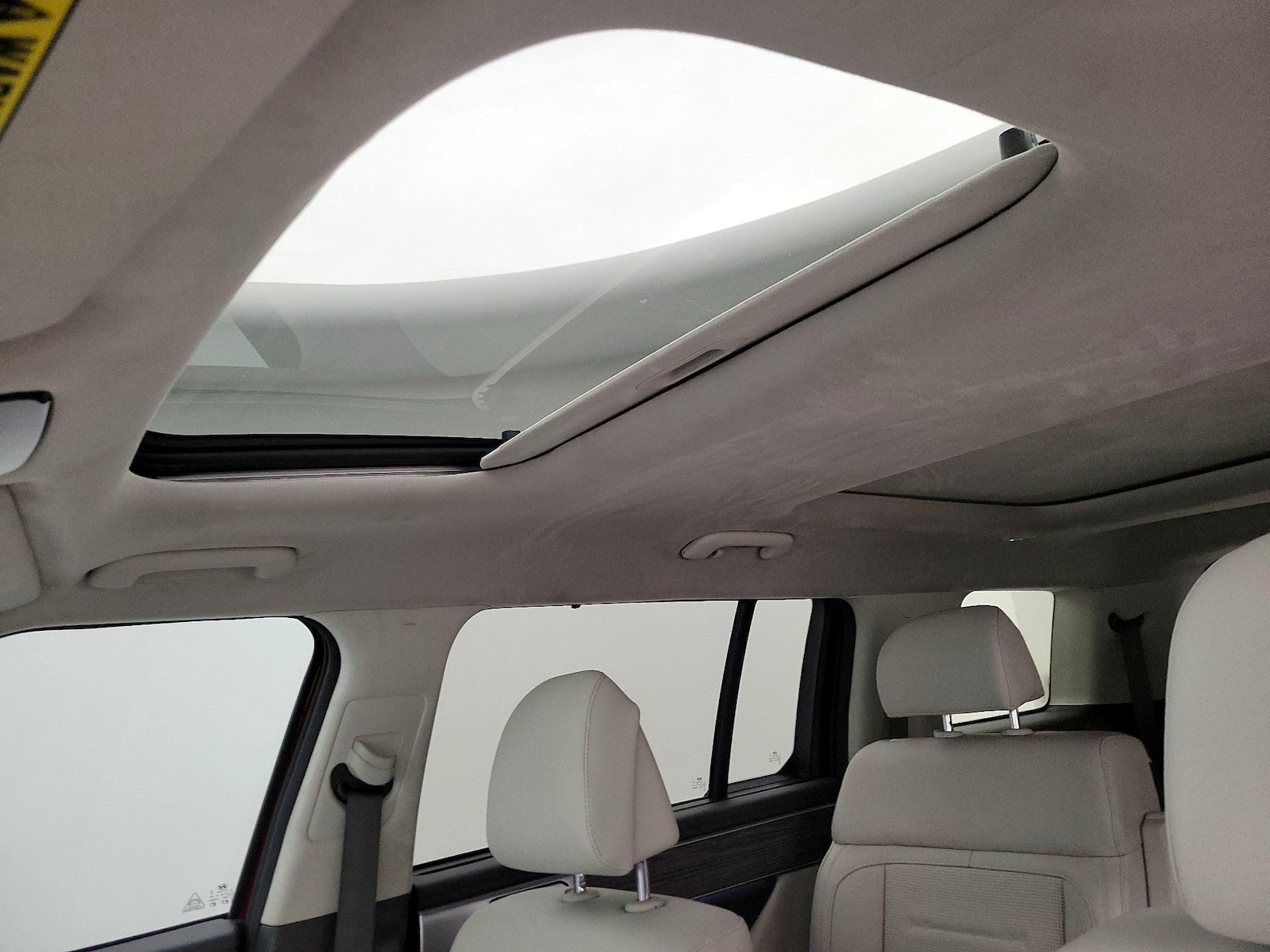 Sunroof(s) & Skylight(s)