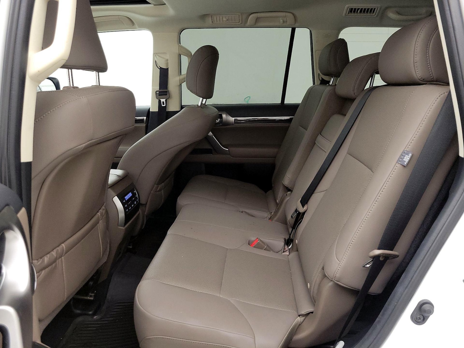 Rear Air Conditioning