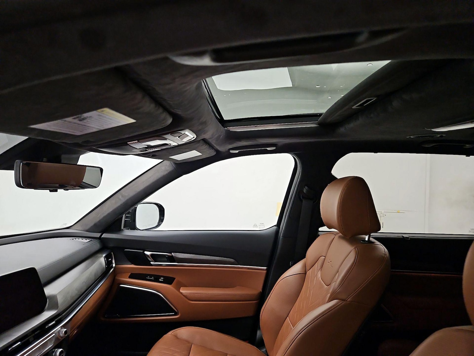 Sunroof(s) & Skylight(s)