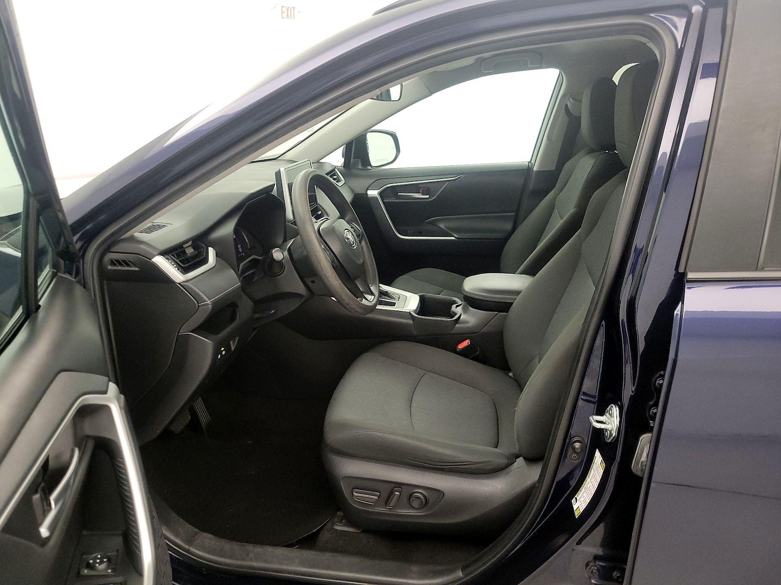 Power Seat(s) & Side Airbags