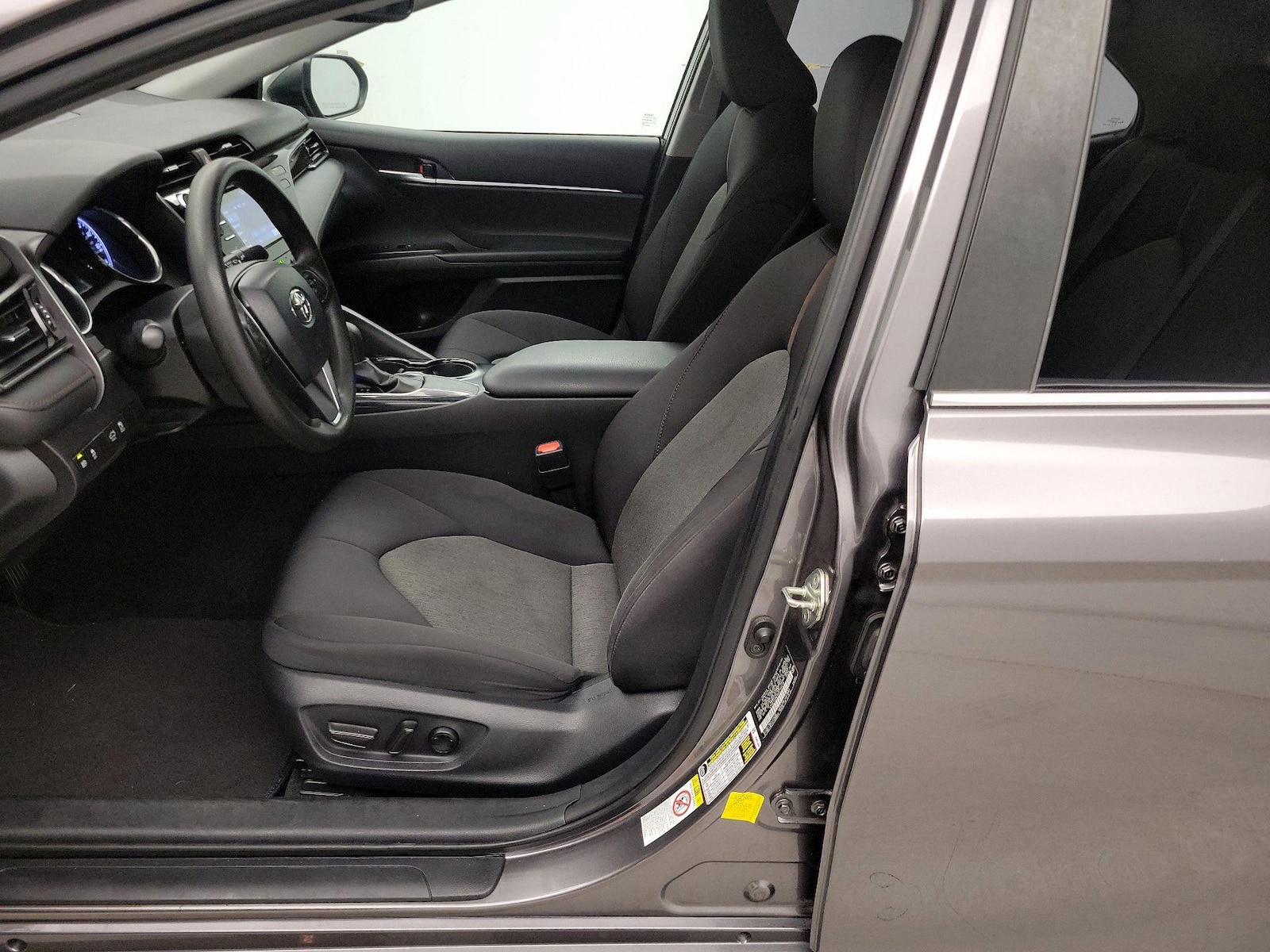 Power Seat(s) & Side Airbags
