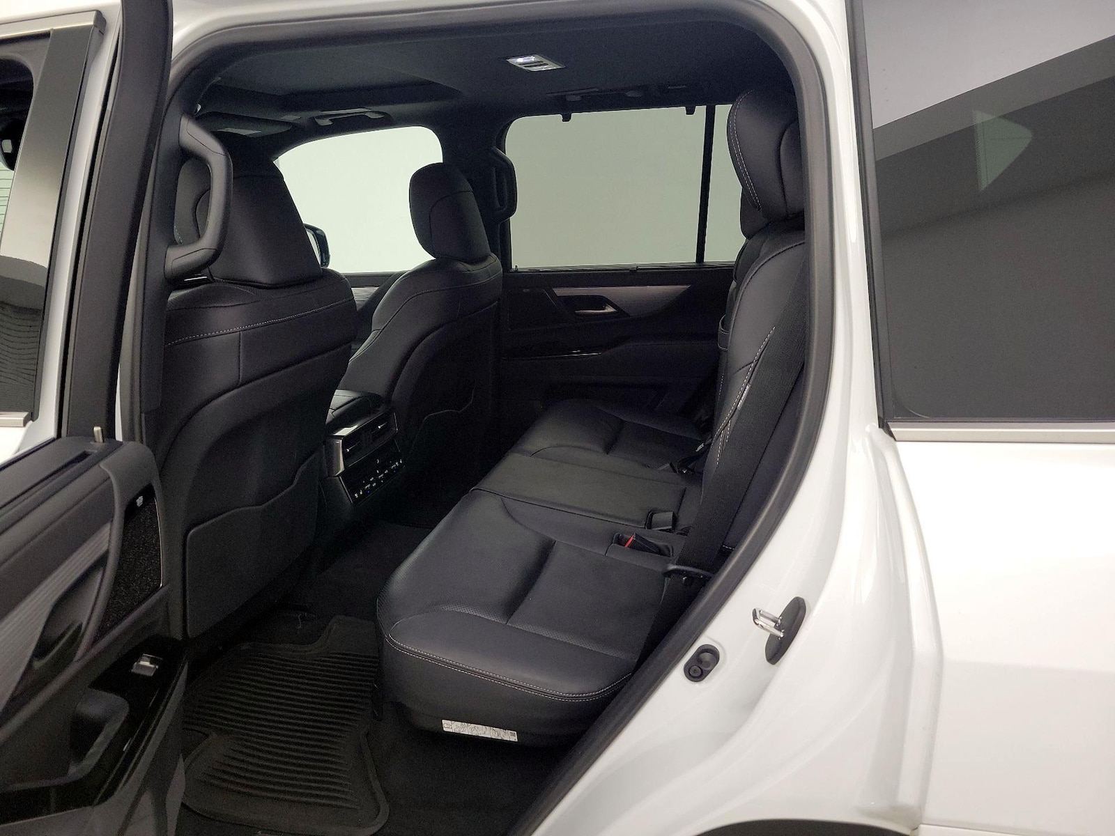 Rear Air Conditioning