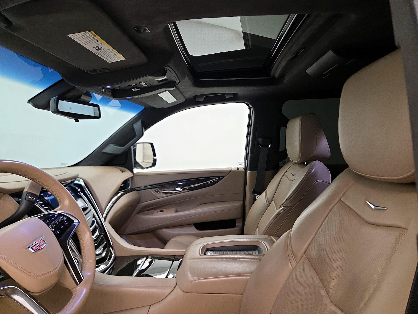 Sunroof(s) & Overhead Airbags