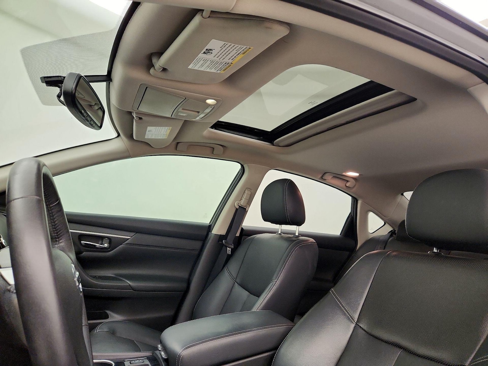 Sunroof(s) & Overhead Airbags
