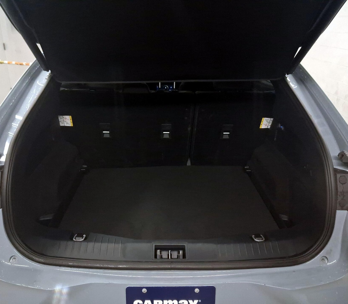 Trunk/Cargo (Seats Up)