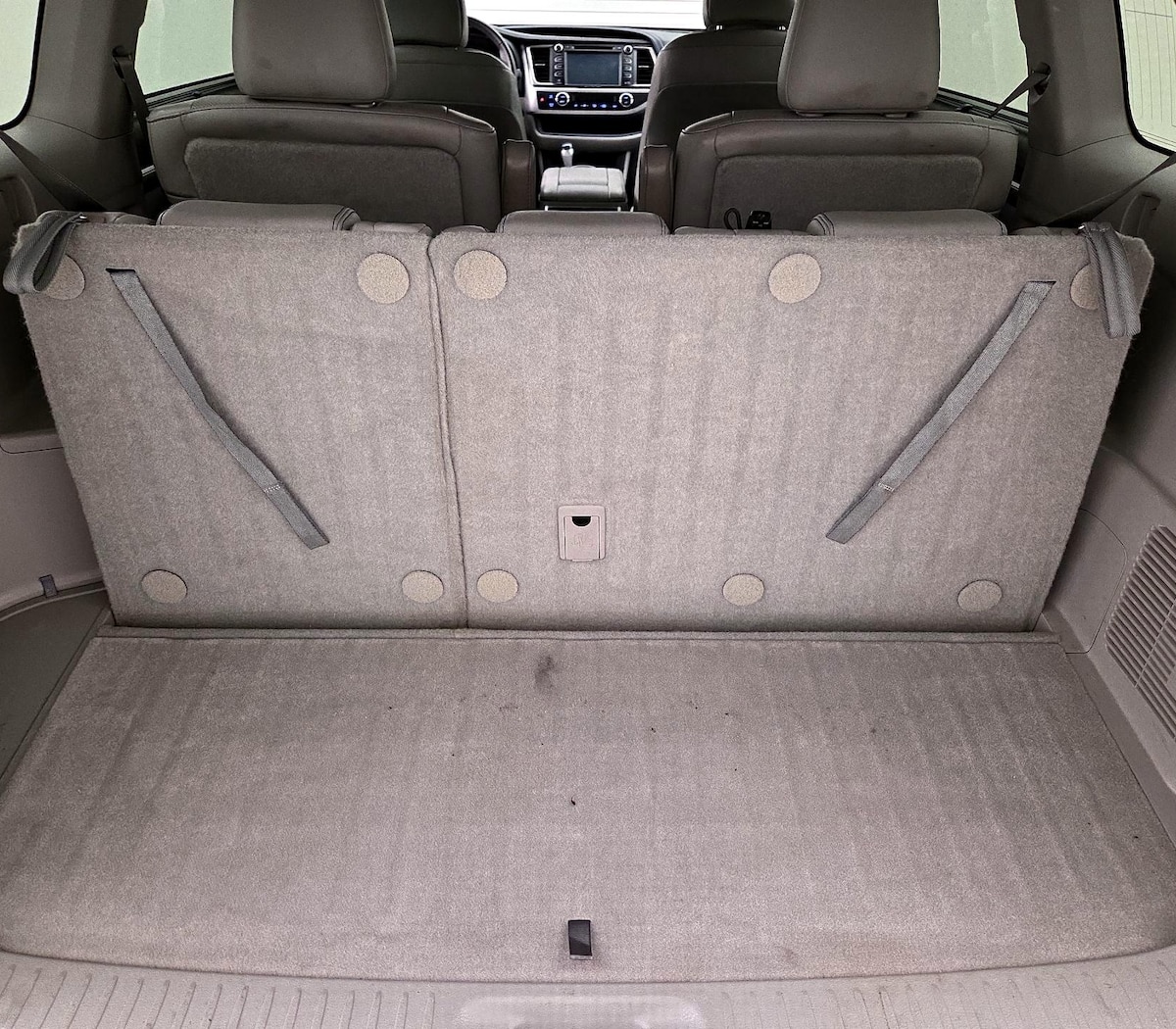 Trunk/Cargo (Seats Up)