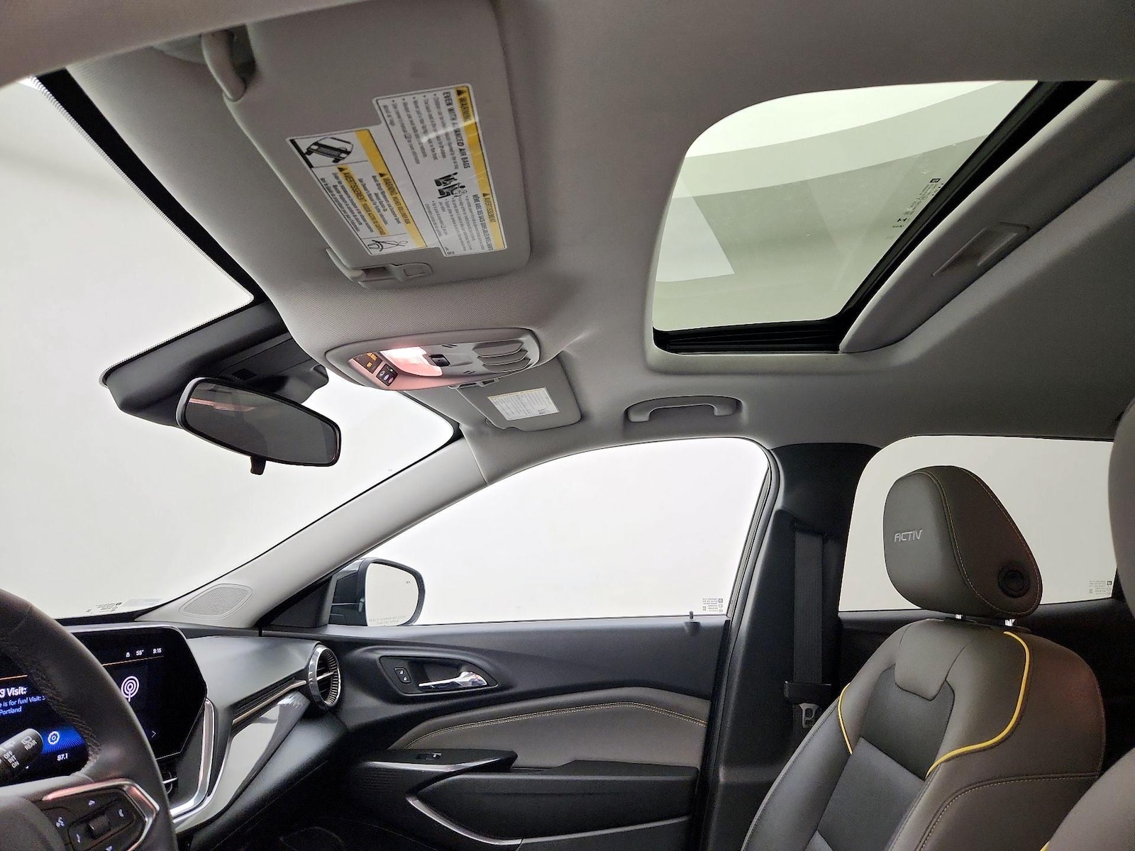 Sunroof(s) & Overhead Airbags
