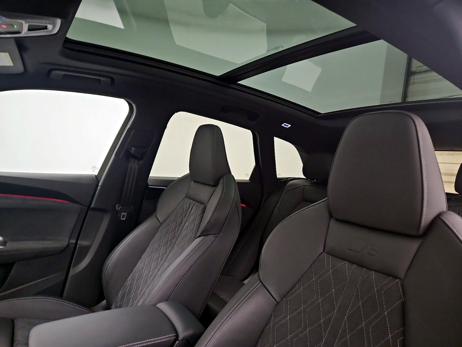 Panoramic Sunroof