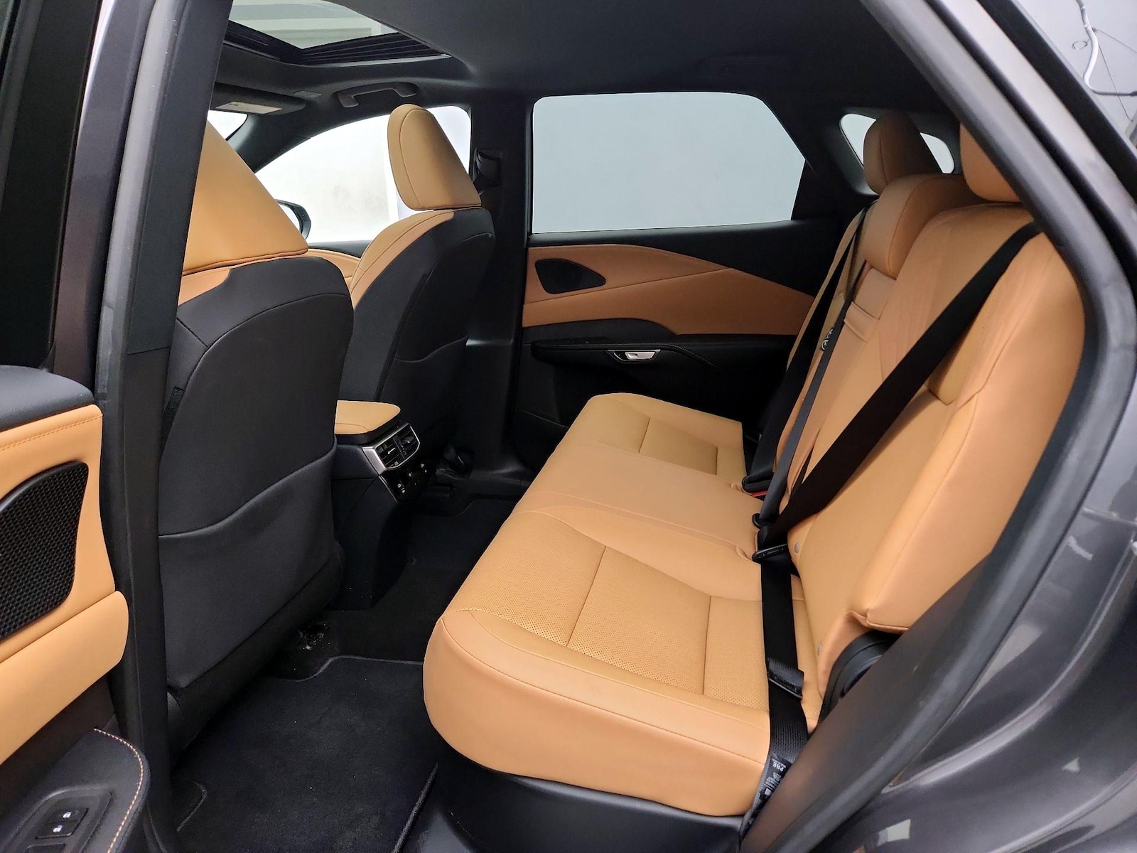 Rear Air Conditioning