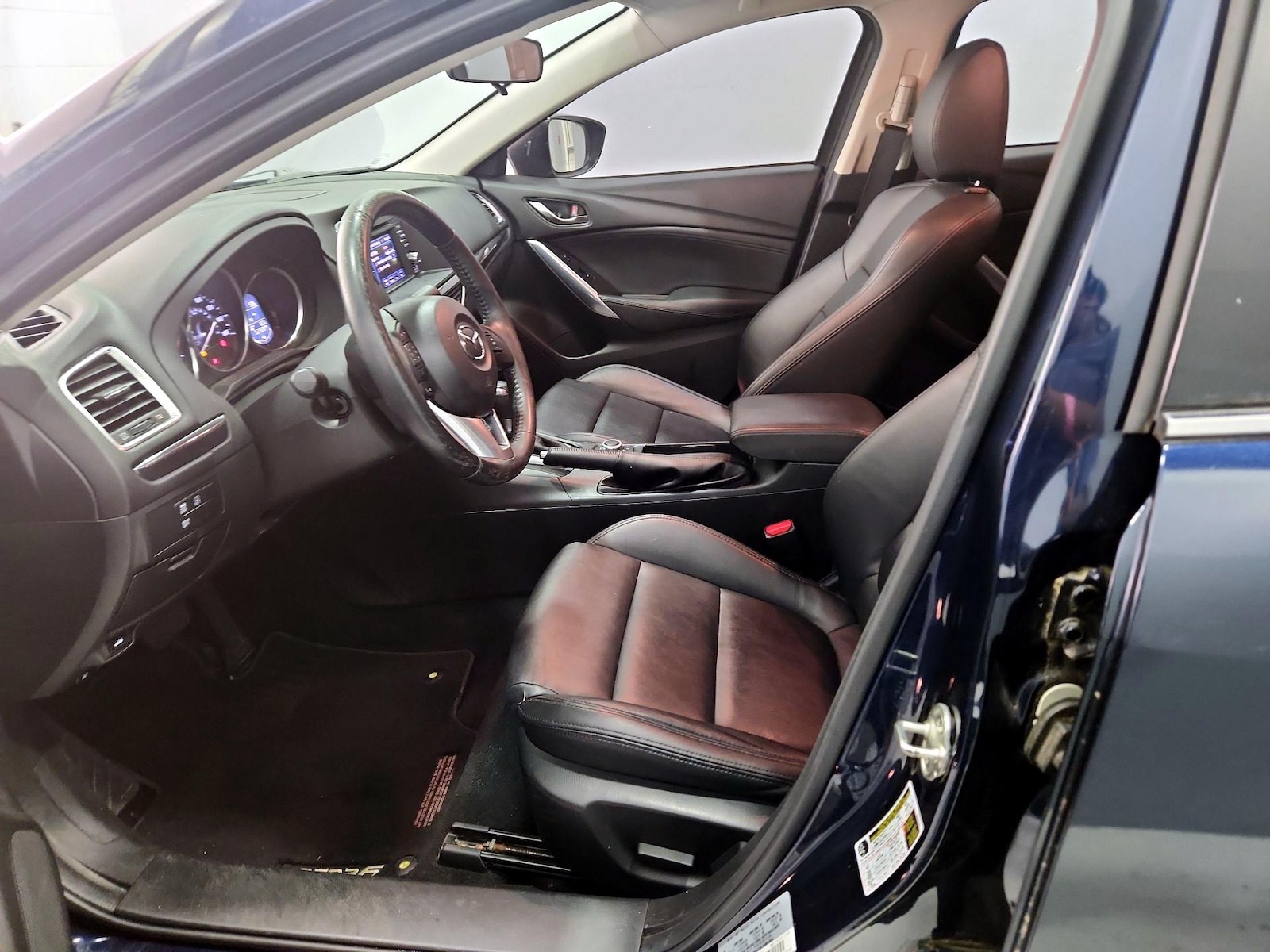 Power Seat(s) & Side Airbags