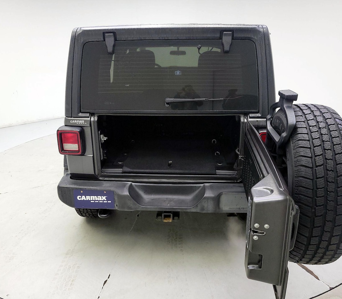 Trunk/Cargo (Seats Up)