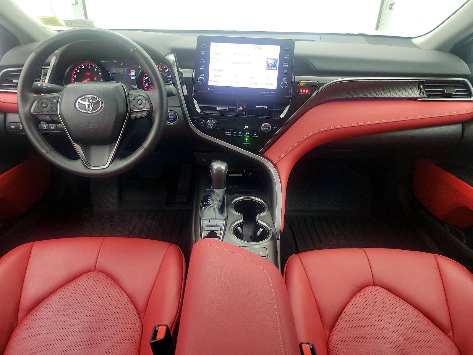 Apple CarPlay® & Android Auto™