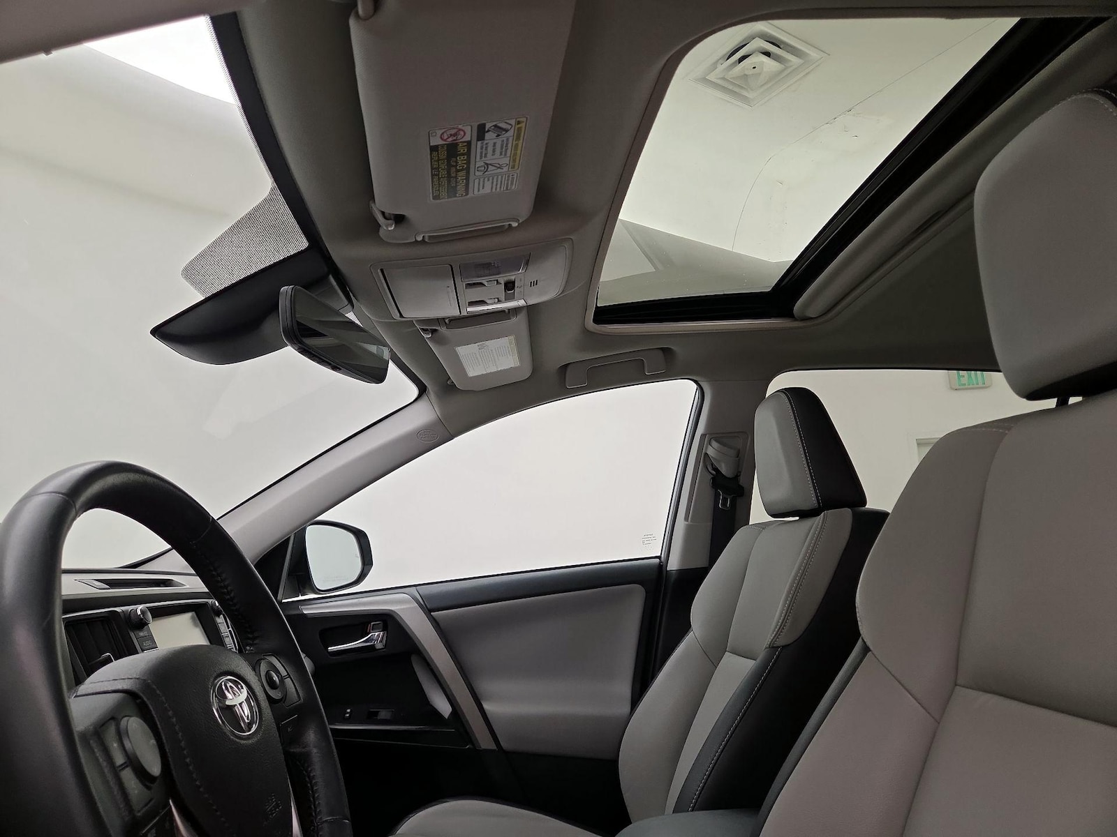 Sunroof(s) & Overhead Airbags