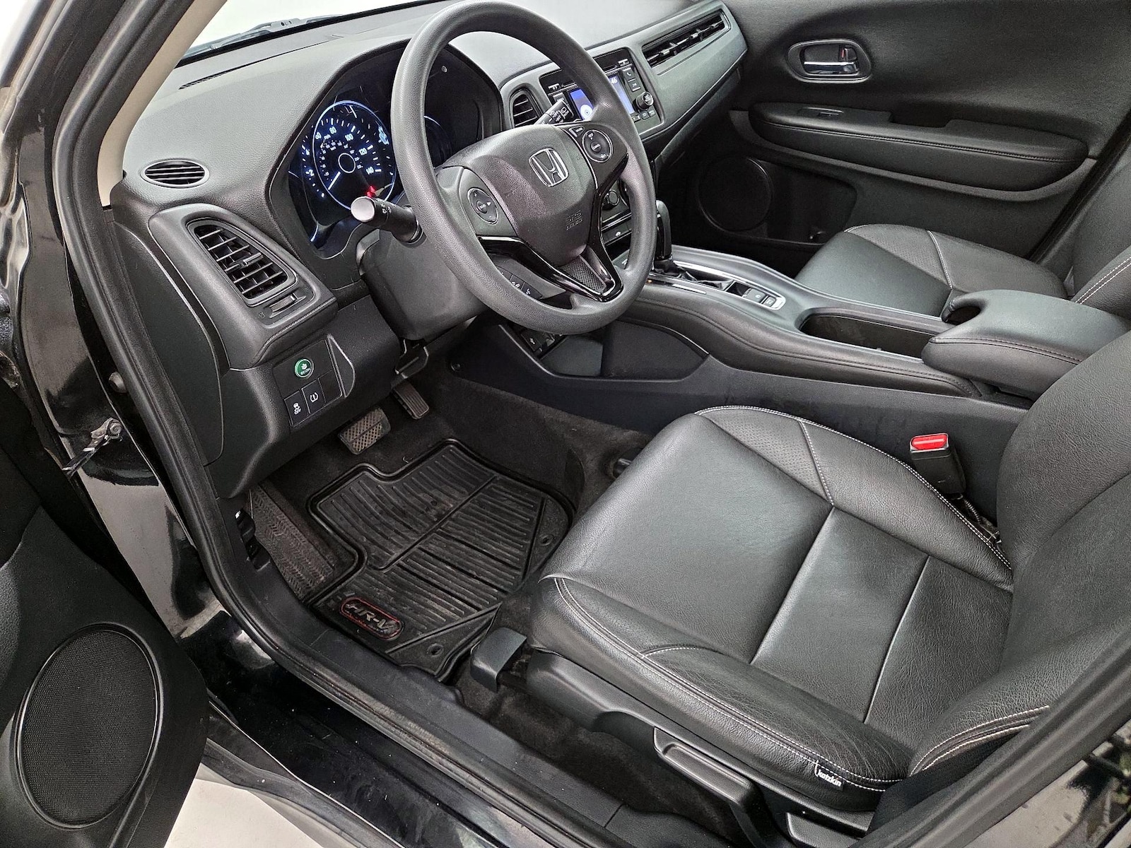 Leather Seats & Side Airbags