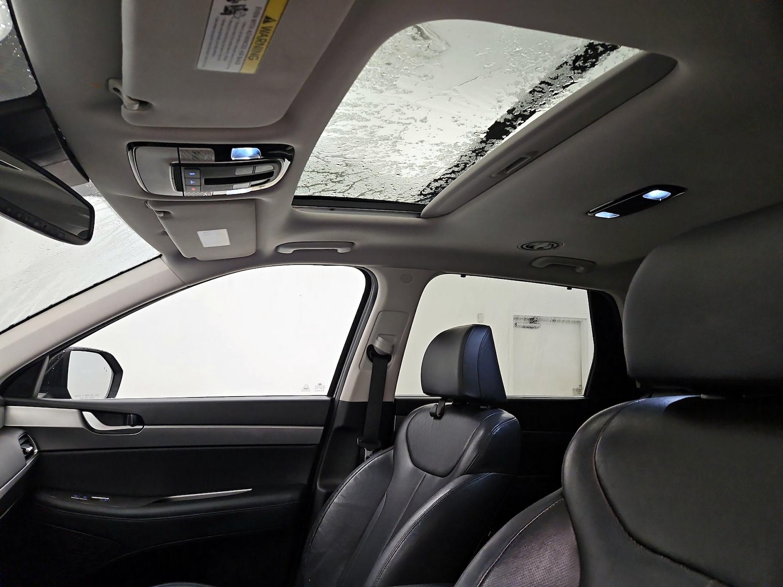 Sunroof(s) & Overhead Airbags