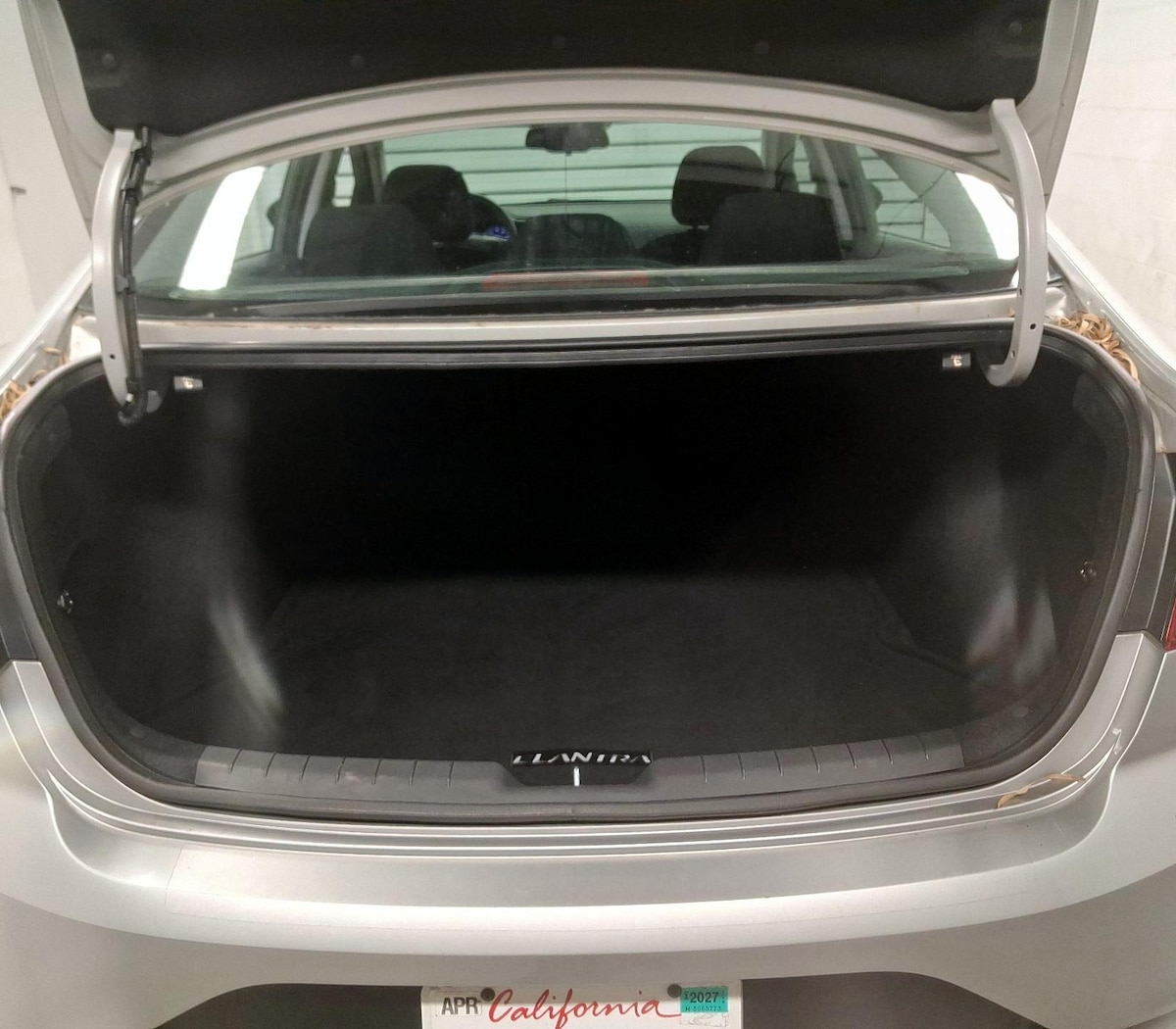 Trunk/Cargo (Seats Up)