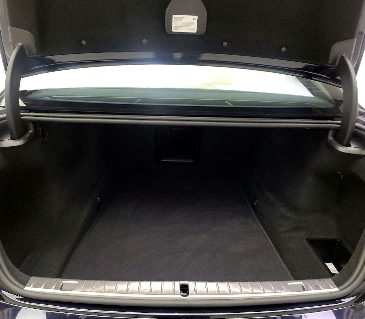Trunk/Cargo (Seats Up)