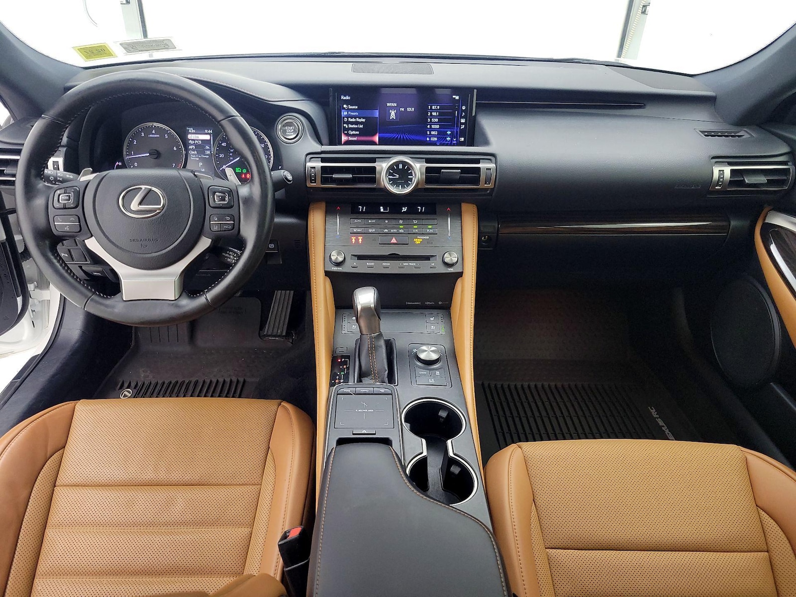 Apple CarPlay® & Android Auto™