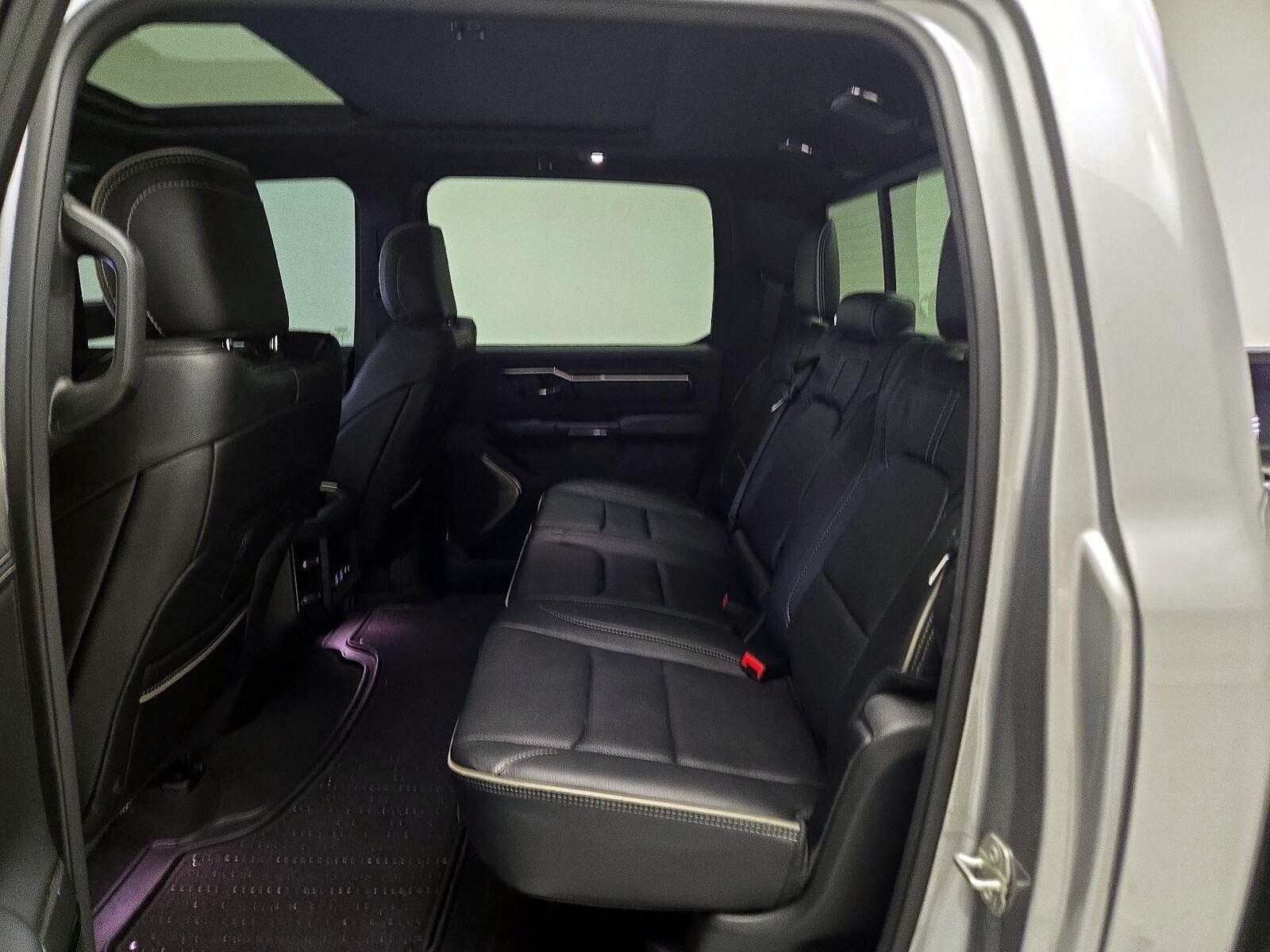Rear A/C Seat(s)