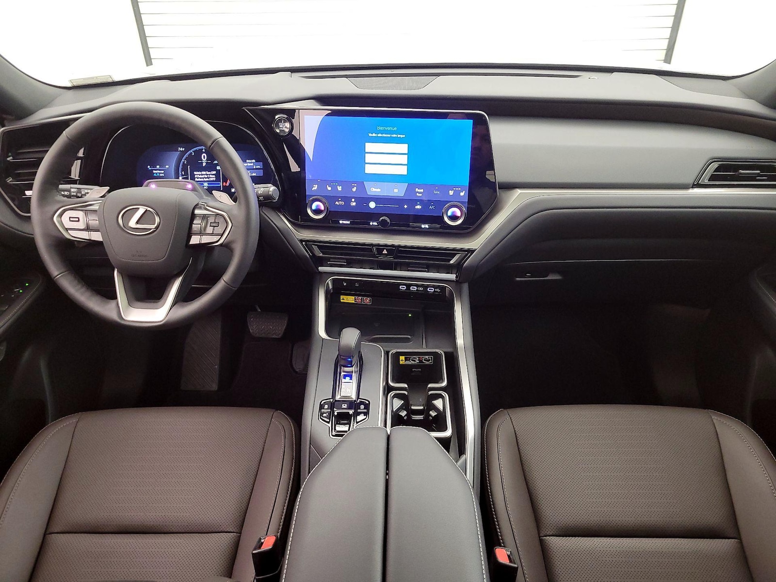 Apple CarPlay® & Android Auto™