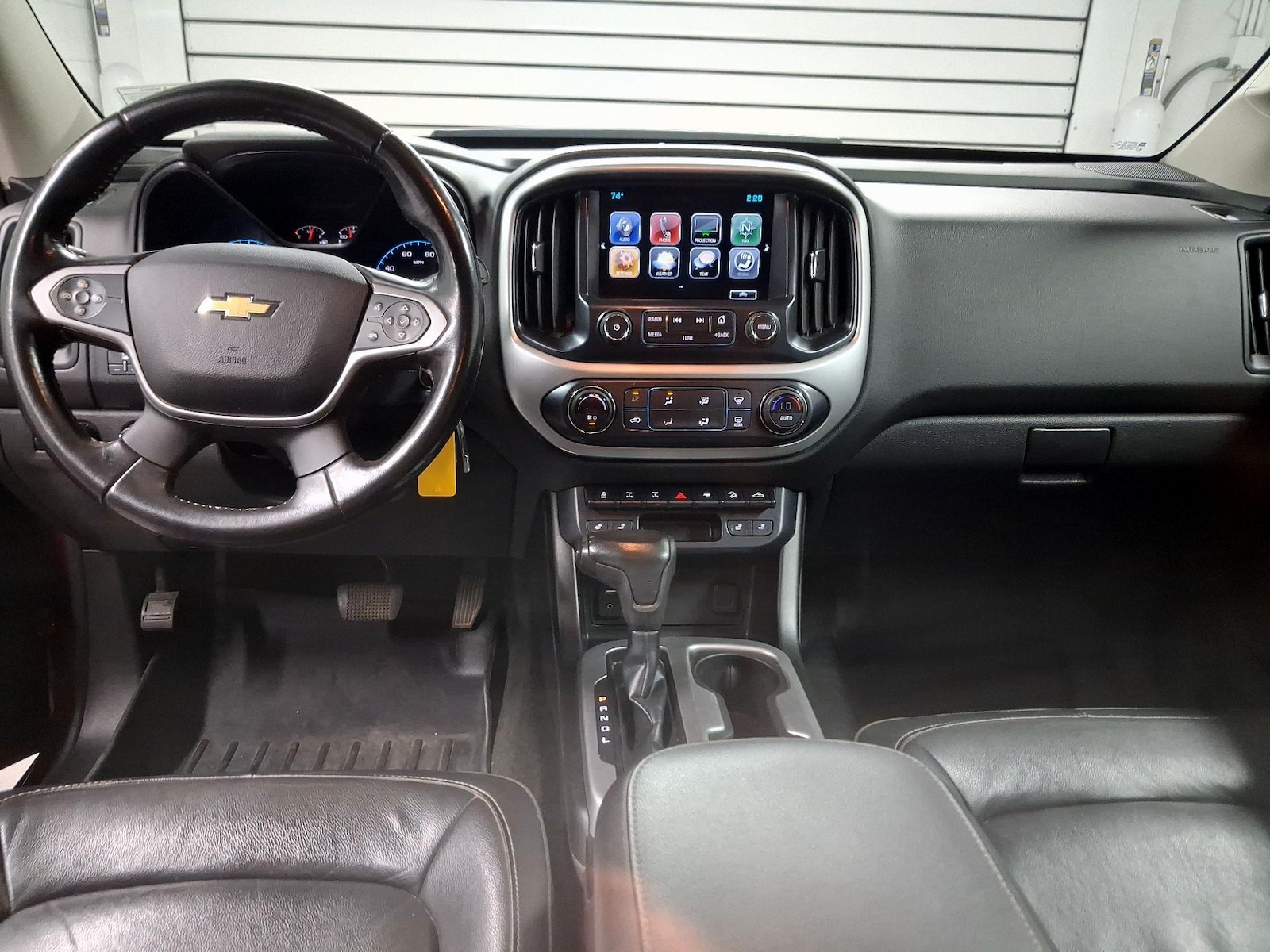 Apple CarPlay® & Android Auto™