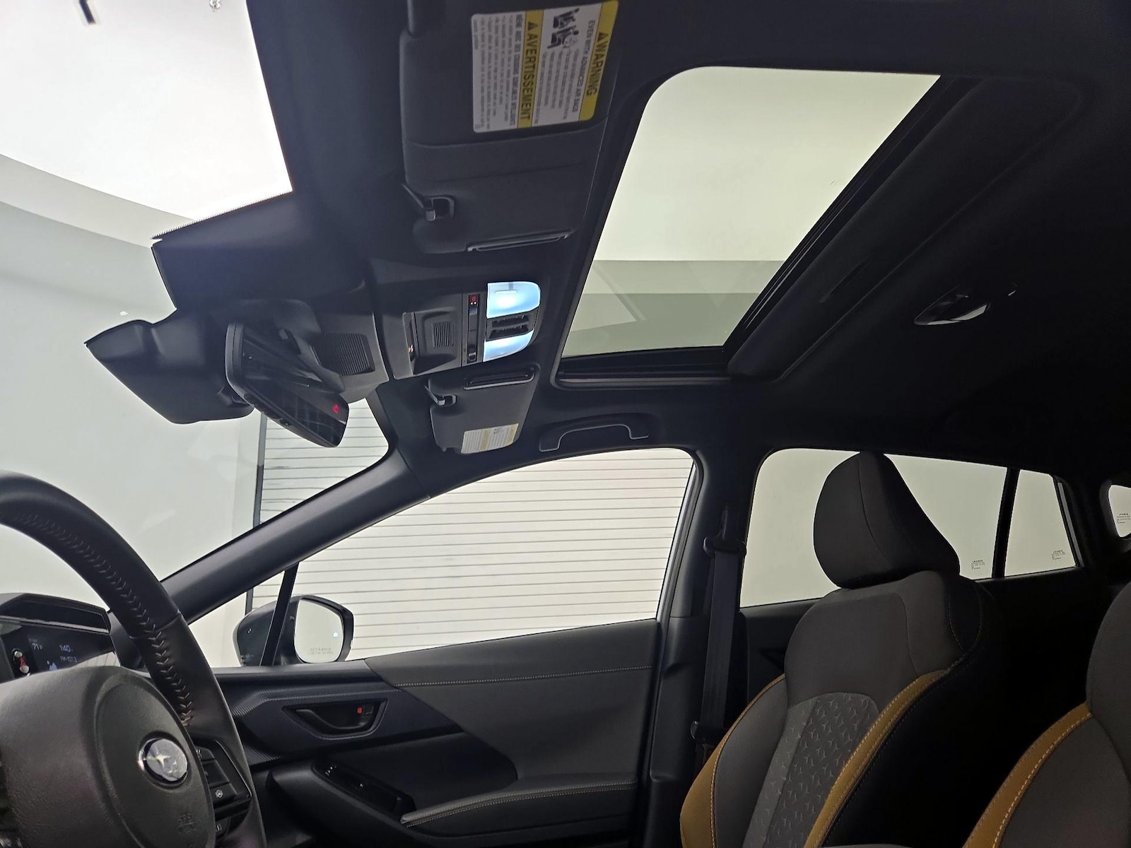 Sunroof(s) & Overhead Airbags