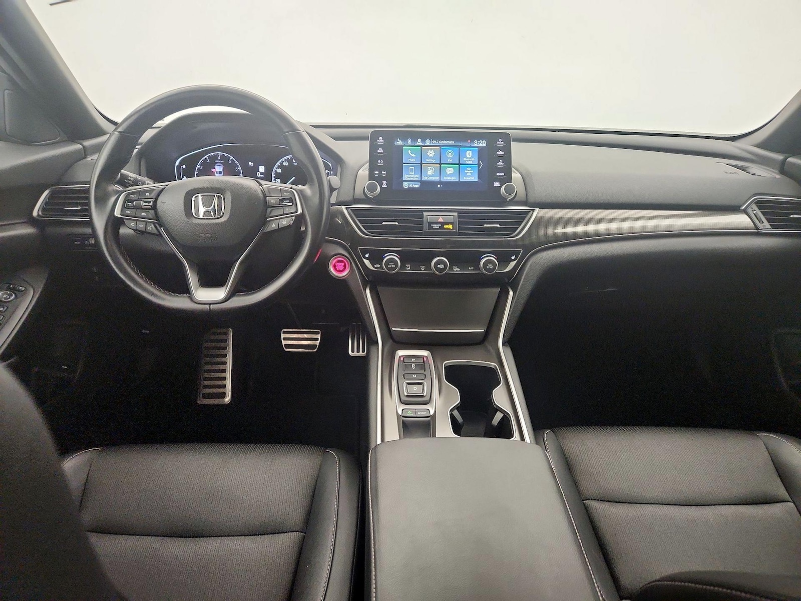 Apple CarPlay® & Android Auto™