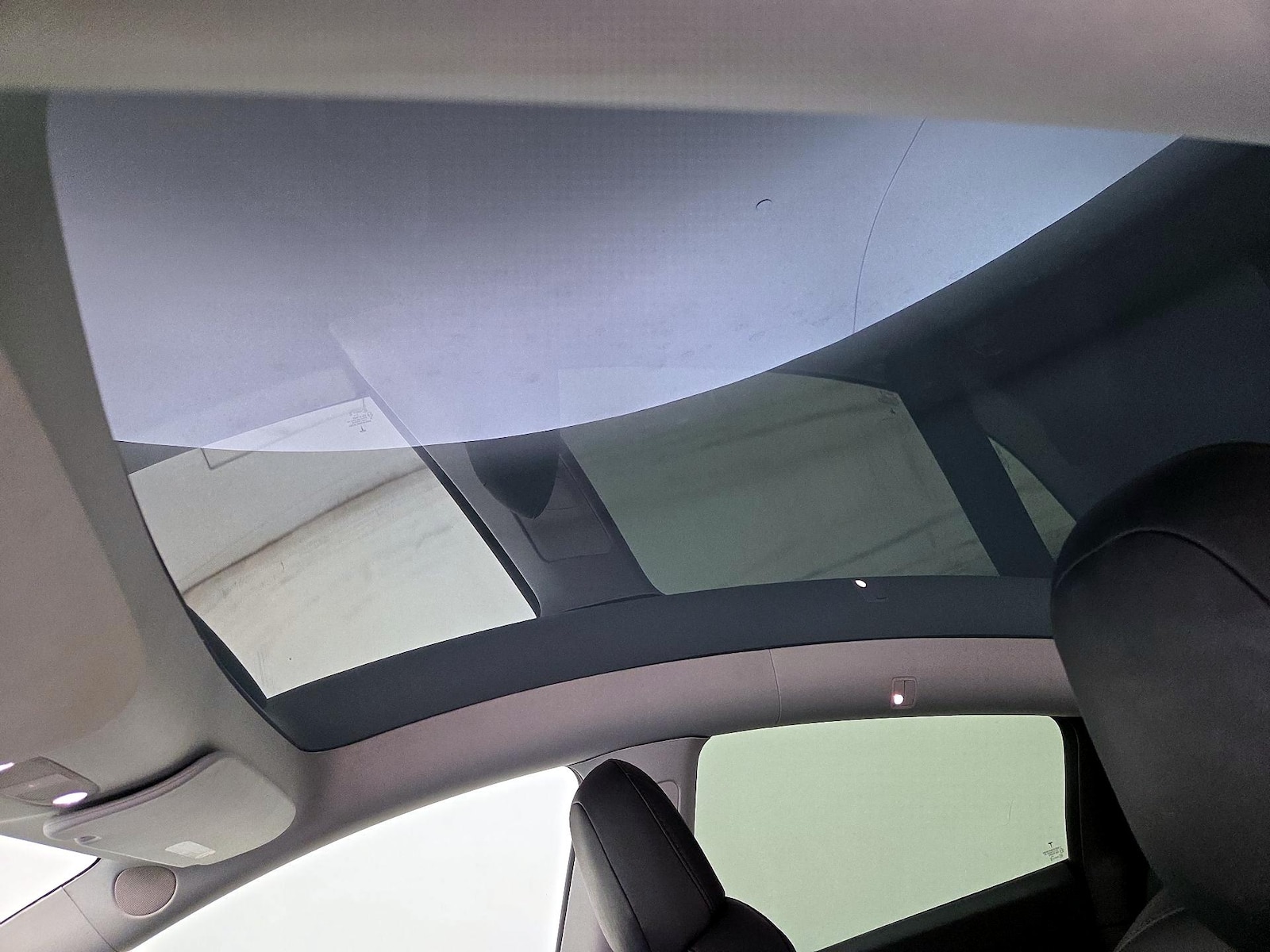 Skylight(s) & Overhead Airbags