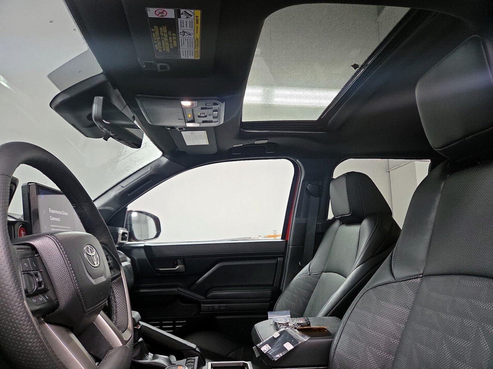 Sunroof(s) & Overhead Airbags