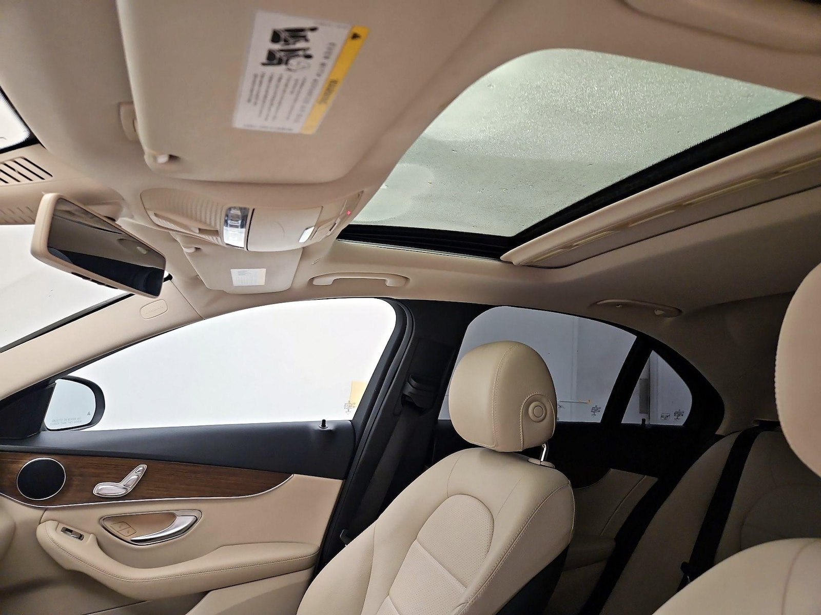 Sunroof(s) & Overhead Airbags