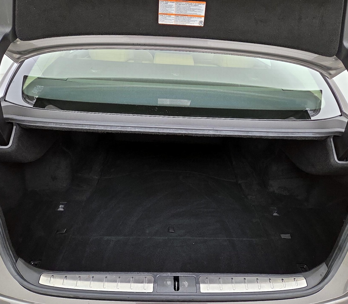 Trunk/Cargo (Seats Up)