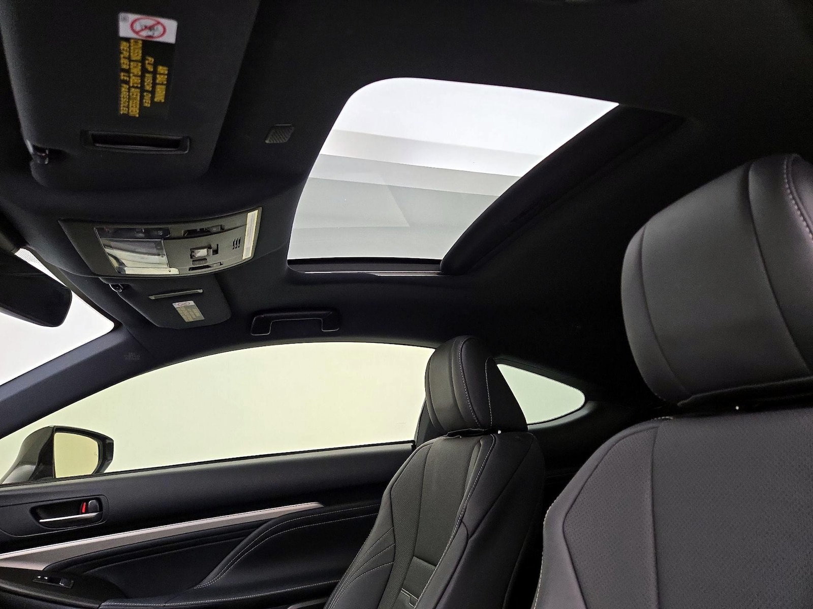 Sunroof(s) & Overhead Airbags