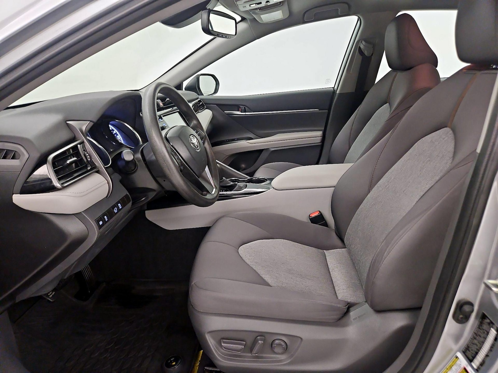Power Seat(s) & Side Airbags
