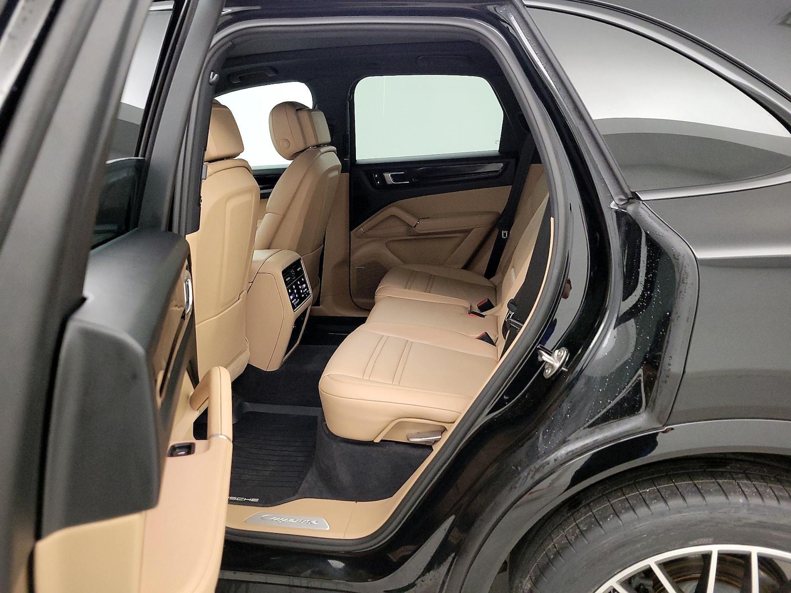 Rear Air Conditioning