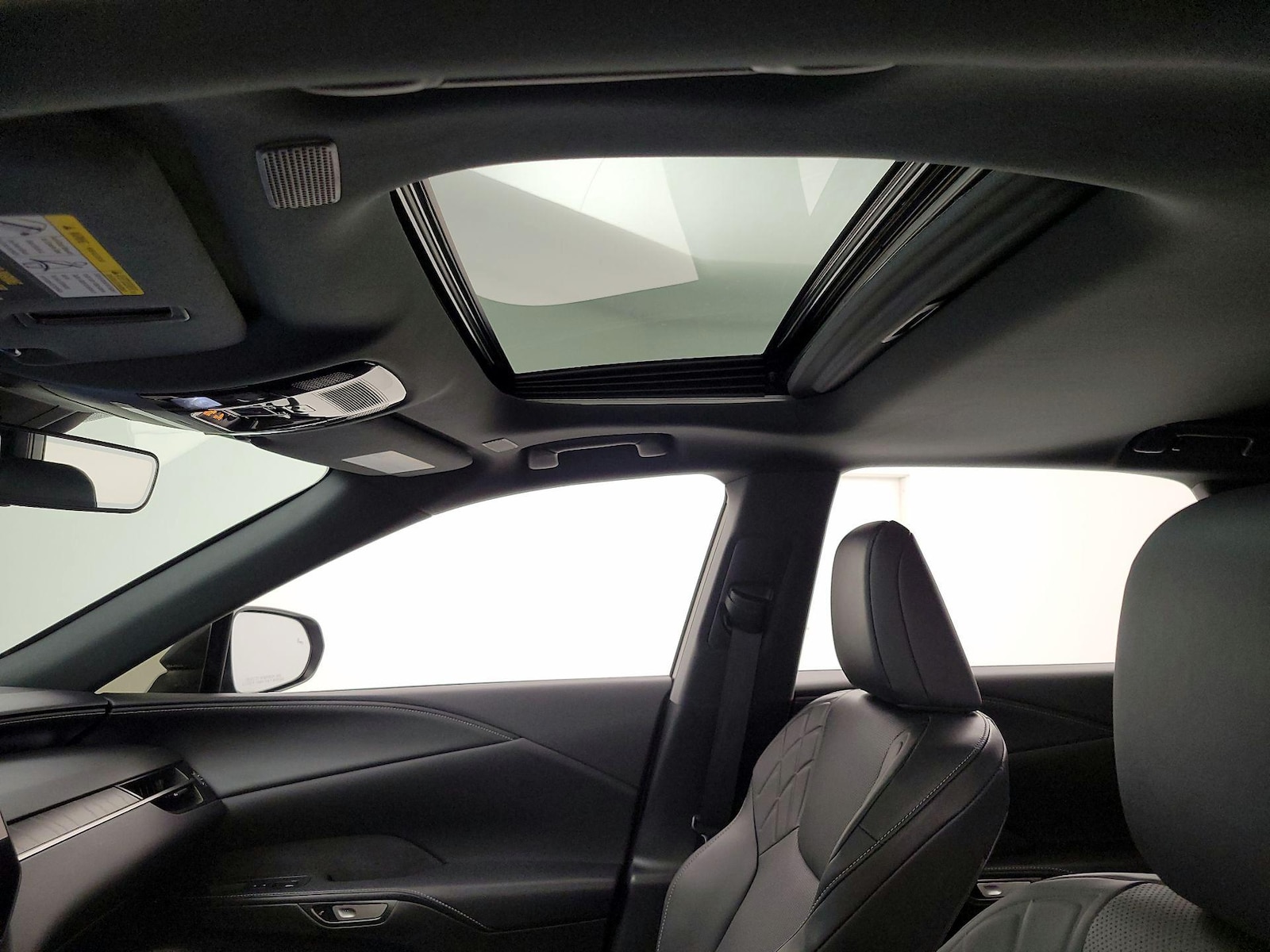 Sunroof(s) & Overhead Airbags