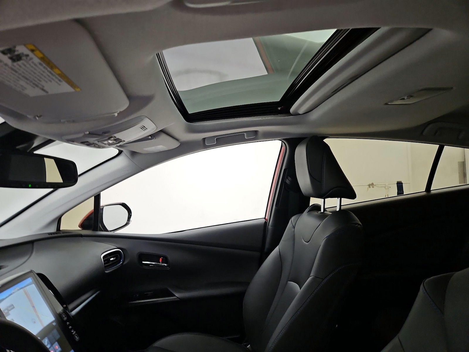Sunroof(s) & Overhead Airbags