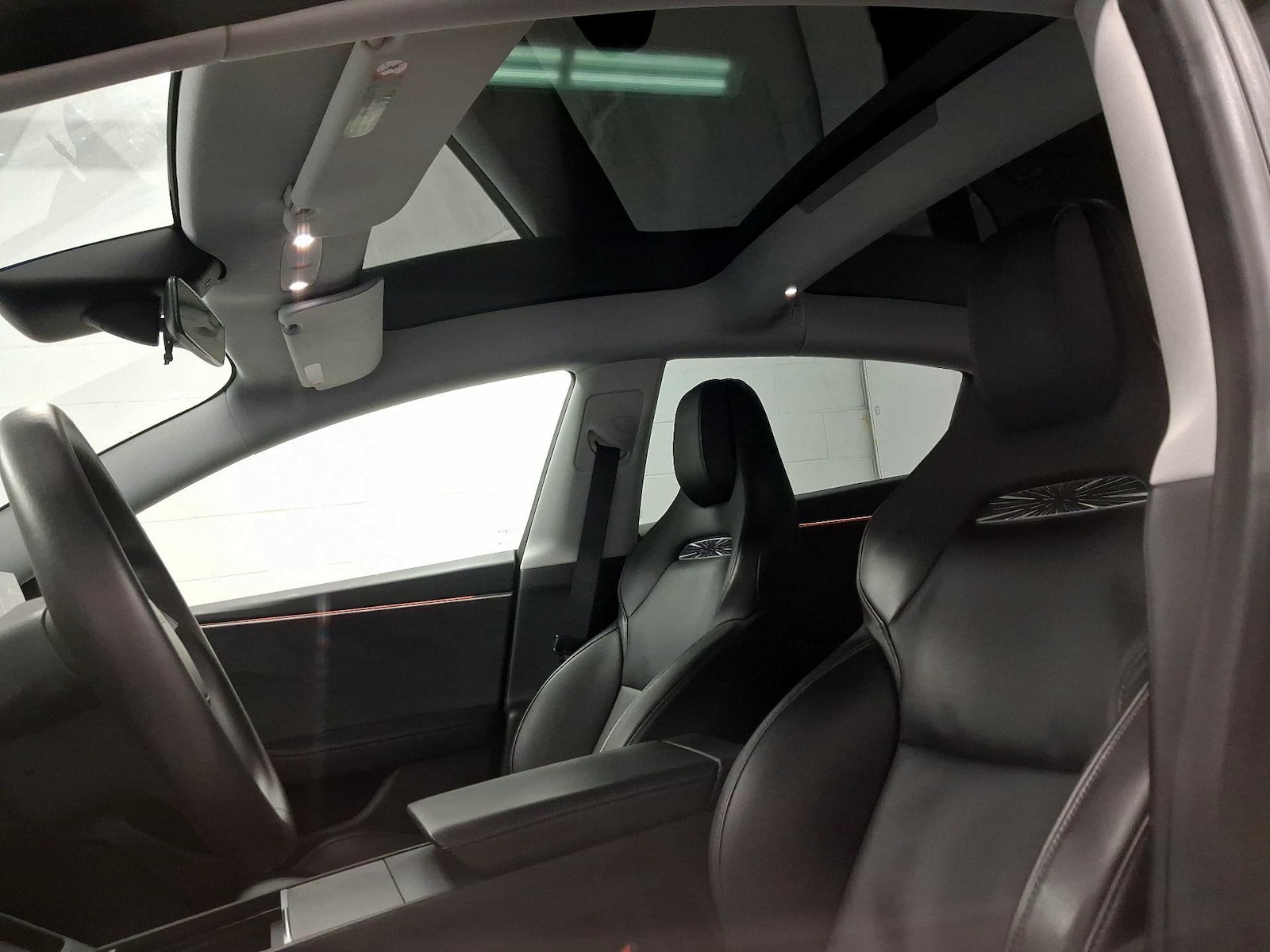 Skylight(s) & Overhead Airbags
