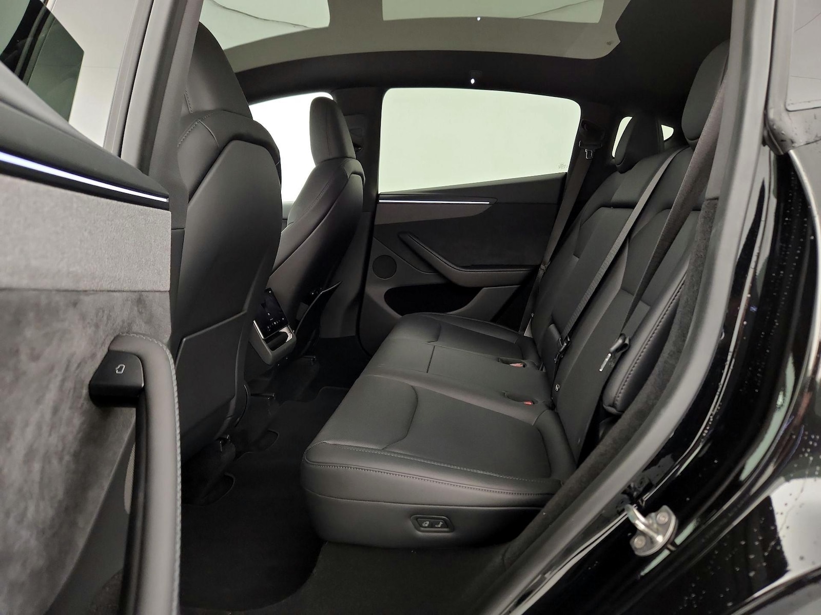 Rear Air Conditioning