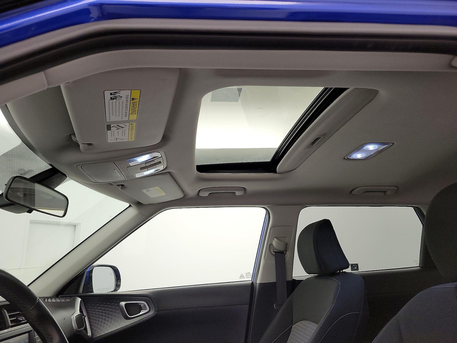 Sunroof(s) & Overhead Airbags