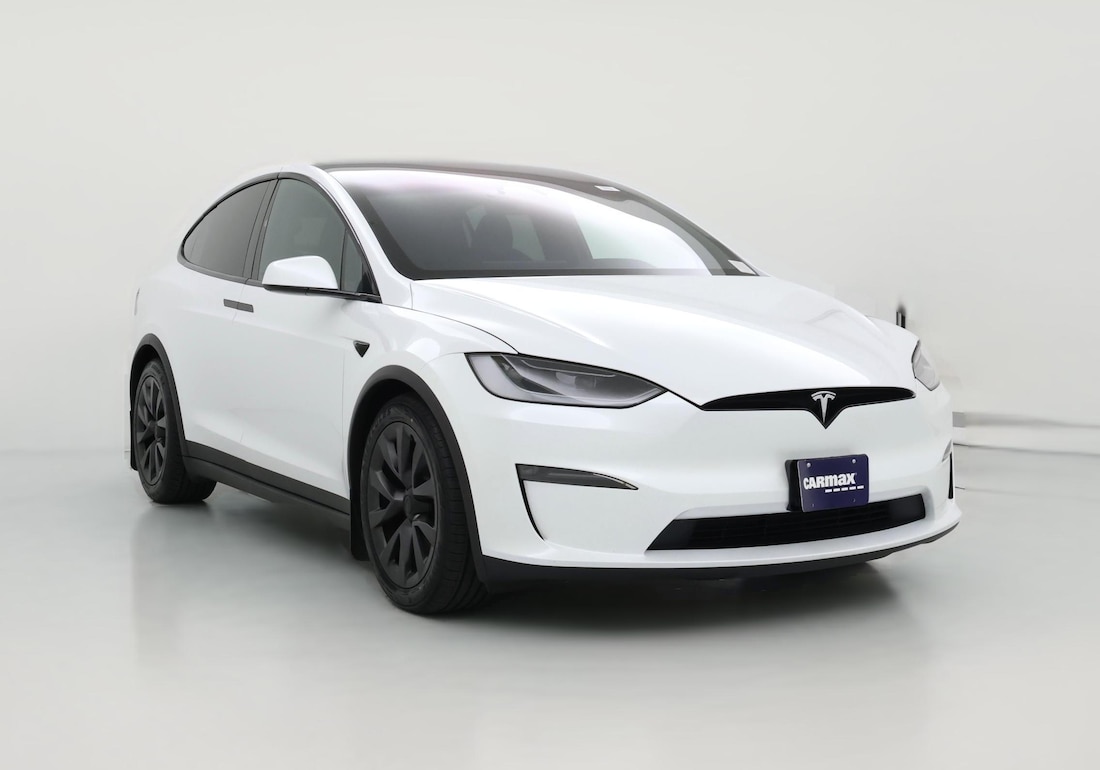 2024 Tesla Model X Long Range in White — CarMax photo